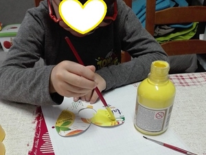 A operacionalização do coração amarelo, pintura do mesmo
