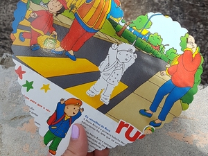 Molde do coração reaproveitando uma caixa de papas da filha