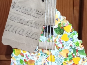Guitarra quase terminada