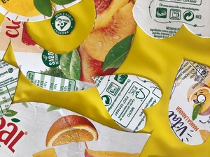 Pormenor dos símbolos das embalagens de Tetra Pack