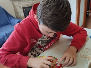 Colar as letras da palavra Mãe